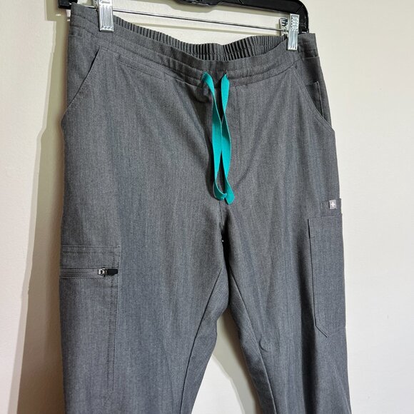 Figs Technical Collection Heathered Gray Scrub Set, Small - Picture 6 of 8